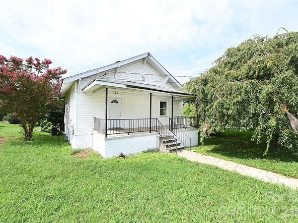1632 C Avenue SE, Hickory, NC 28602
