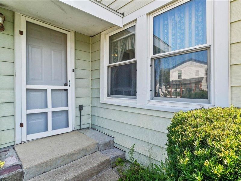 108 N Boggs Street , De Graff, OH 43318 Photo 6