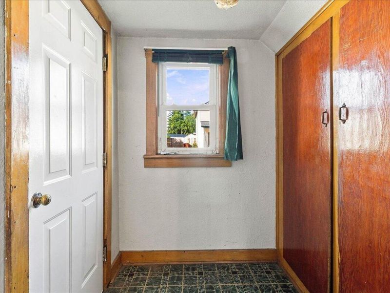 108 N Boggs Street , De Graff, OH 43318 Photo 7