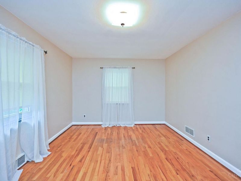 6224 Girard Avenue, Cincinnati, OH 45213 Photo 17