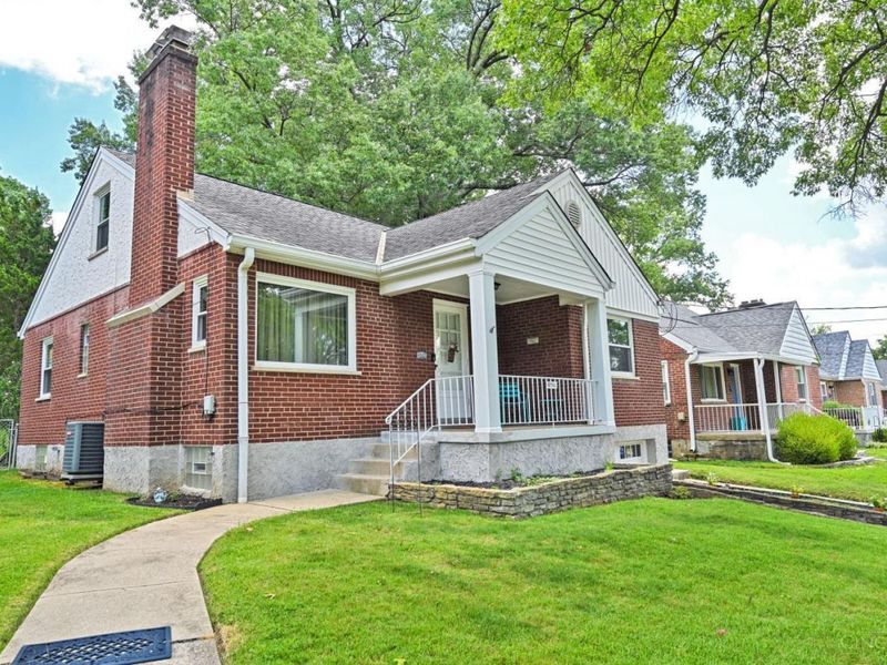 6224 Girard Avenue, Cincinnati, OH 45213 Photo 2