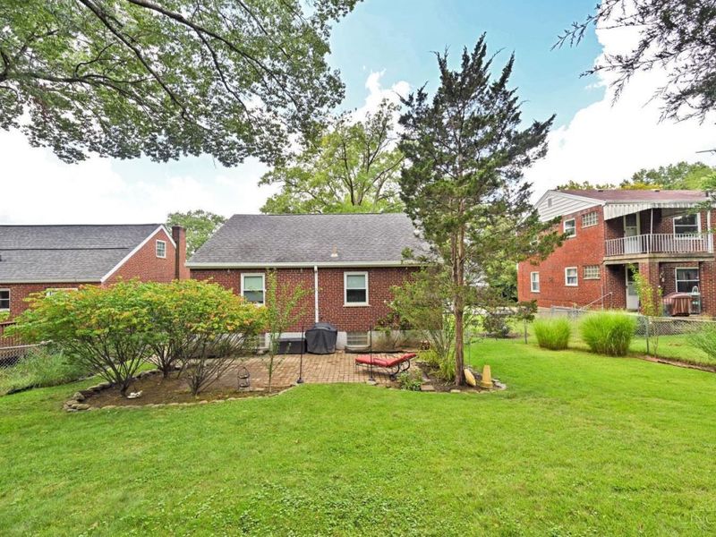 6224 Girard Avenue, Cincinnati, OH 45213 Photo 39