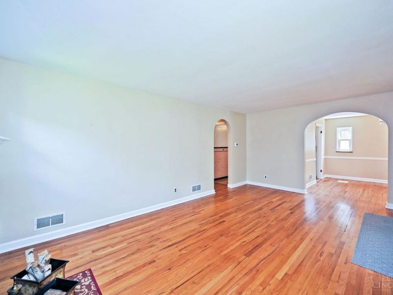 6224 Girard Avenue, Cincinnati, OH 45213 Photo 8