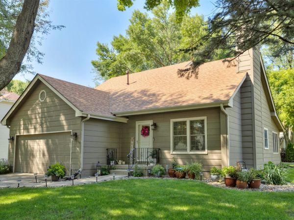 5413 Woodland Avenue, West Des Moines, IA 50266