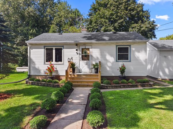 426 N Church St, Elkhorn, WI 53121