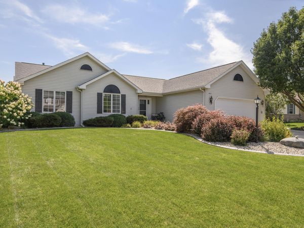8313 Whitetail Dr, Mount Pleasant, WI 53406