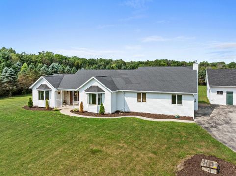 Main Photo