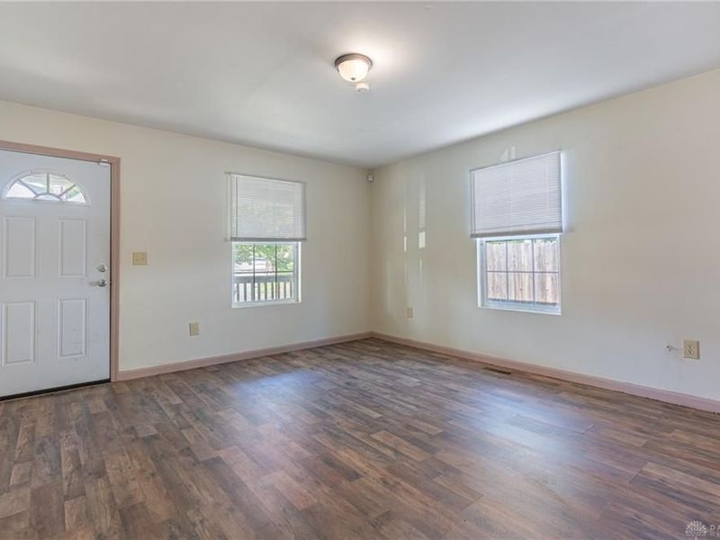 1920 Rustic Road, Dayton, OH 45406 Photo 4