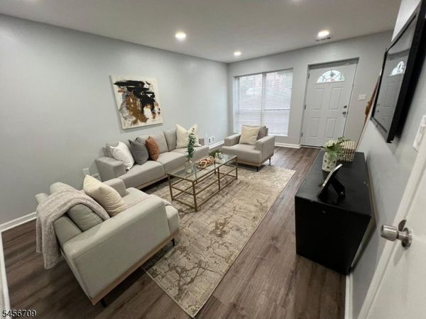 17 Rutgers Dr, Newark, NJ 07103