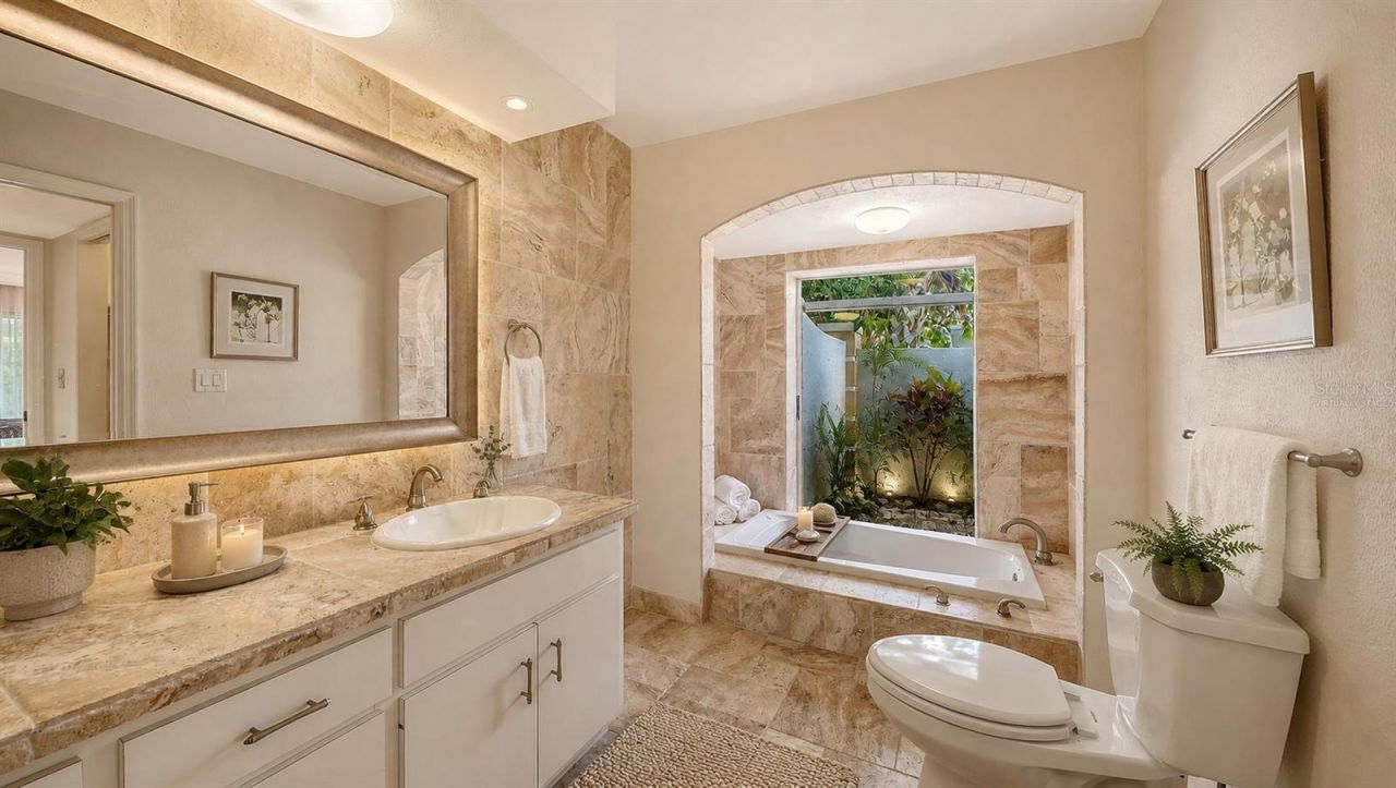 3522 Ferndell, Sarasota, FL 34235 Photo