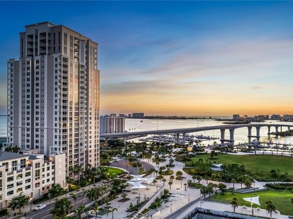 331 CLEVELAND STREET , Unit 213, CLEARWATER, FL 33755