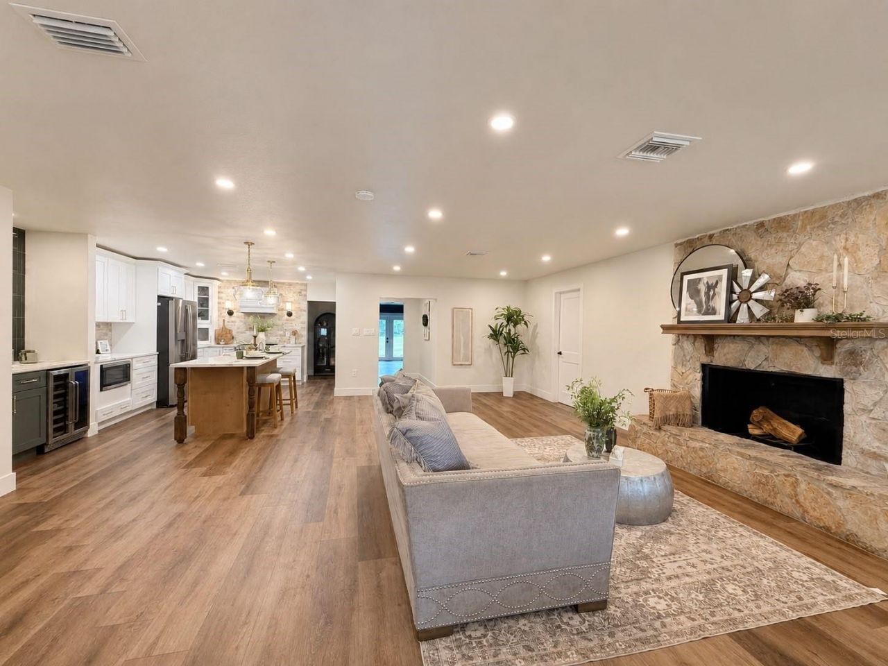 17238 Bridlepath Court, Lutz, FL 33558 Photo