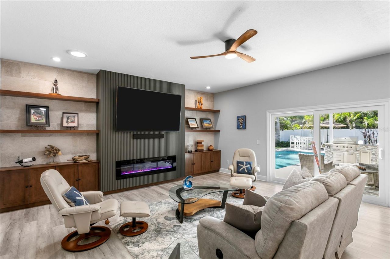 373 4th Avenue N, Tierra Verde, FL 33715 Photo