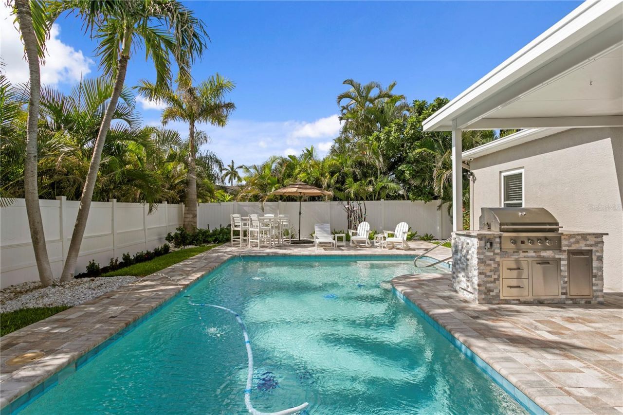 373 4th Avenue N, Tierra Verde, FL 33715 Photo