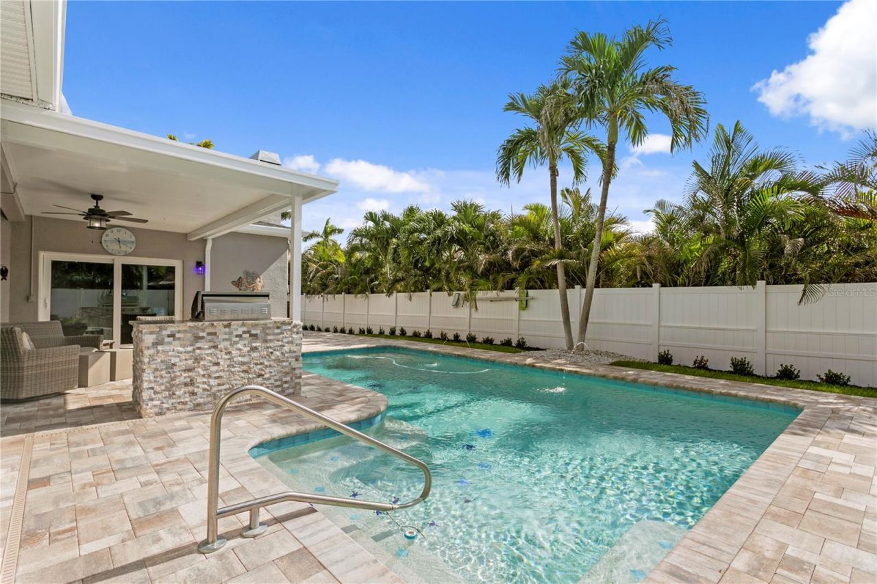 373 4th Avenue N, Tierra Verde, FL 33715 Photo