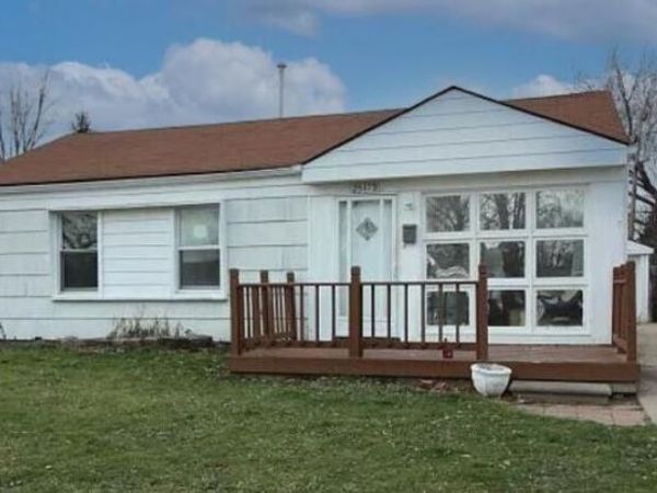 25173 Rosenbusch Boulevard, Warren, MI 48089