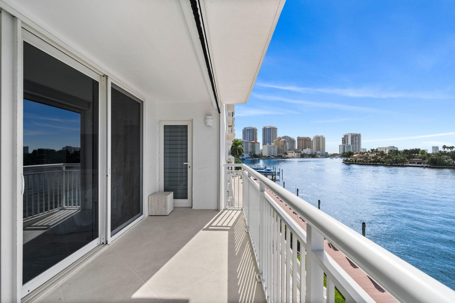 511 Bayshore Drive, Unit 408, Fort Lauderdale, FL 33304 Photo