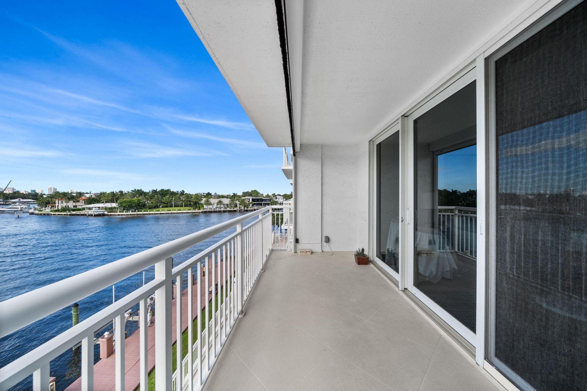 511 Bayshore Drive, Unit 408, Fort Lauderdale, FL 33304 Photo