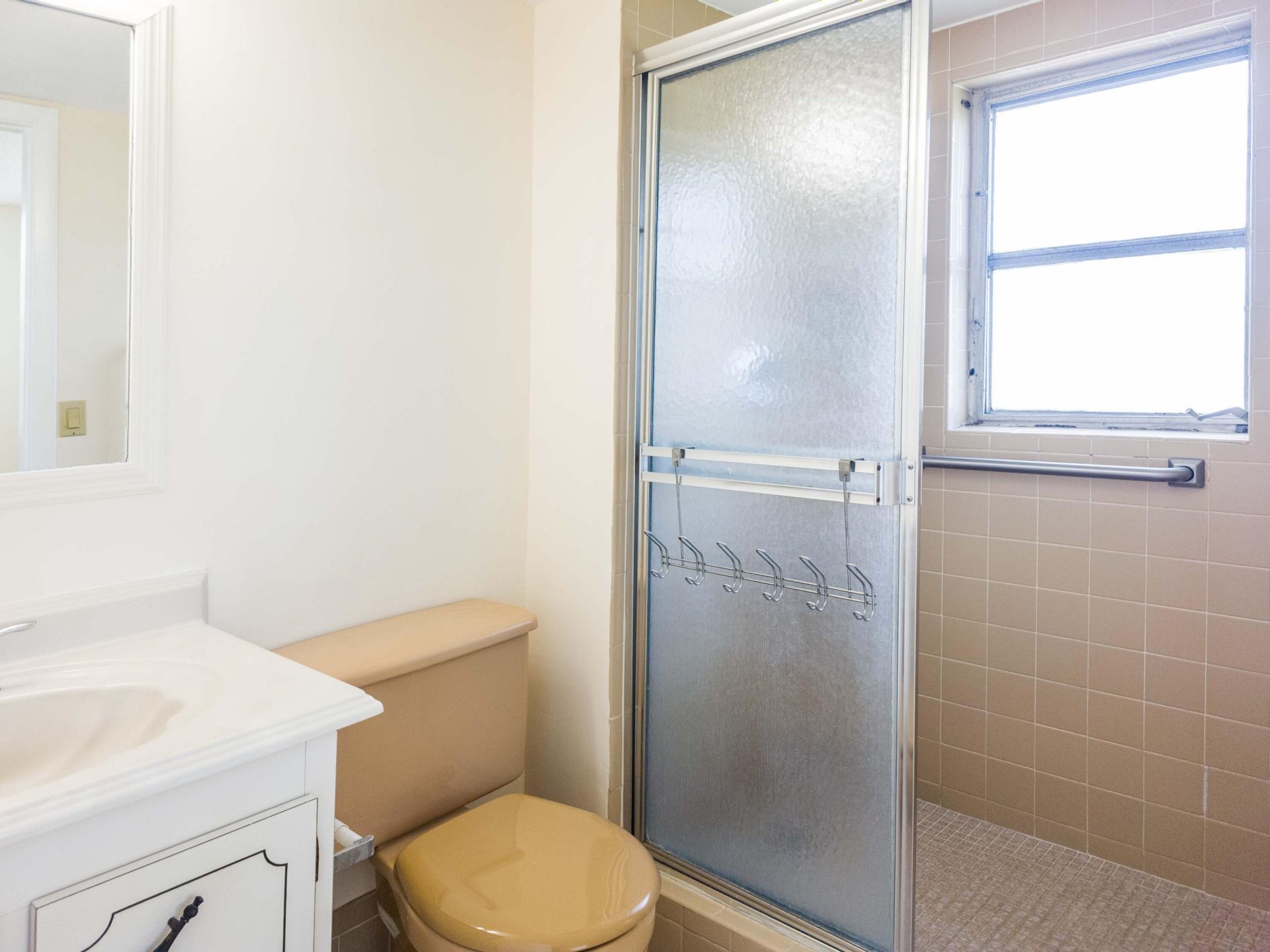24 Abbey Lane, Unit 301, Delray Beach, FL 33446 Photo