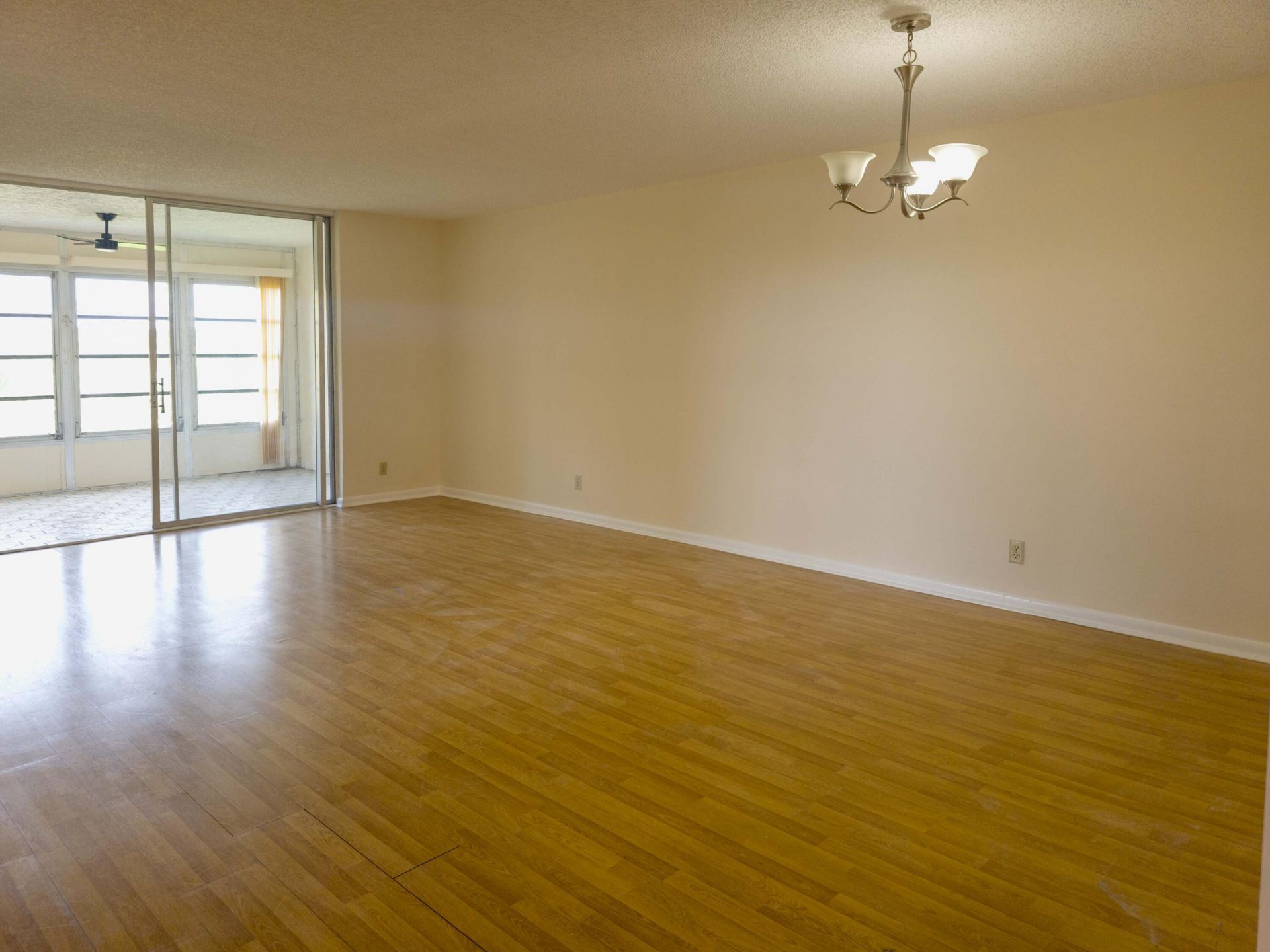 24 Abbey Lane, Unit 301, Delray Beach, FL 33446 Photo