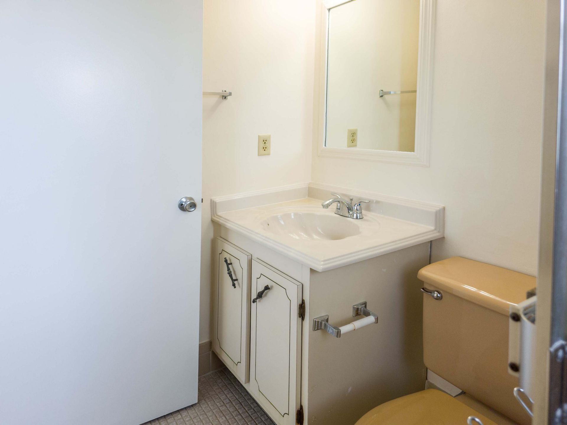 24 Abbey Lane, Unit 301, Delray Beach, FL 33446 Photo