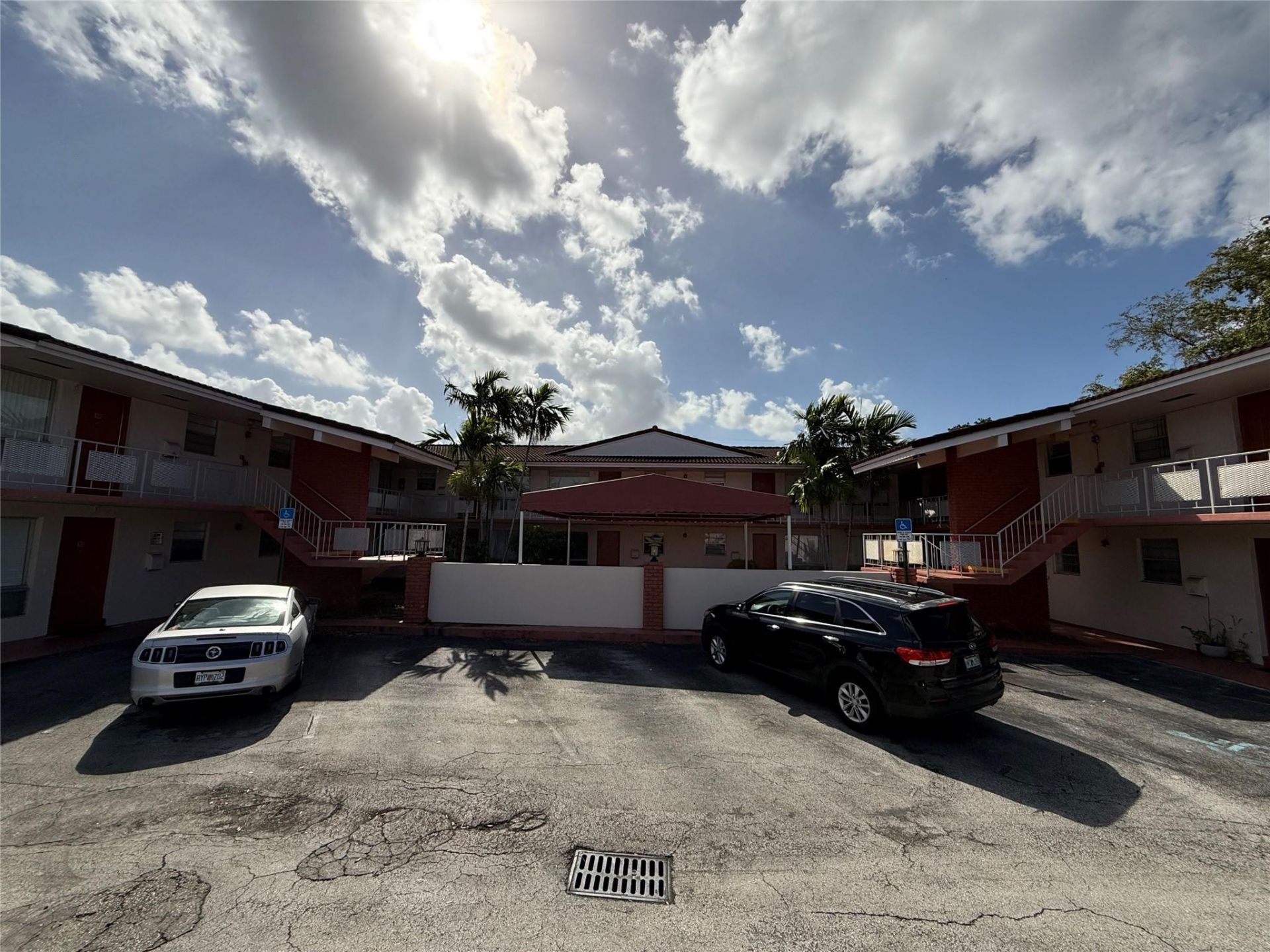 4928 Hollywood Boulevard, Unit 10, Hollywood, FL 33021 Photo