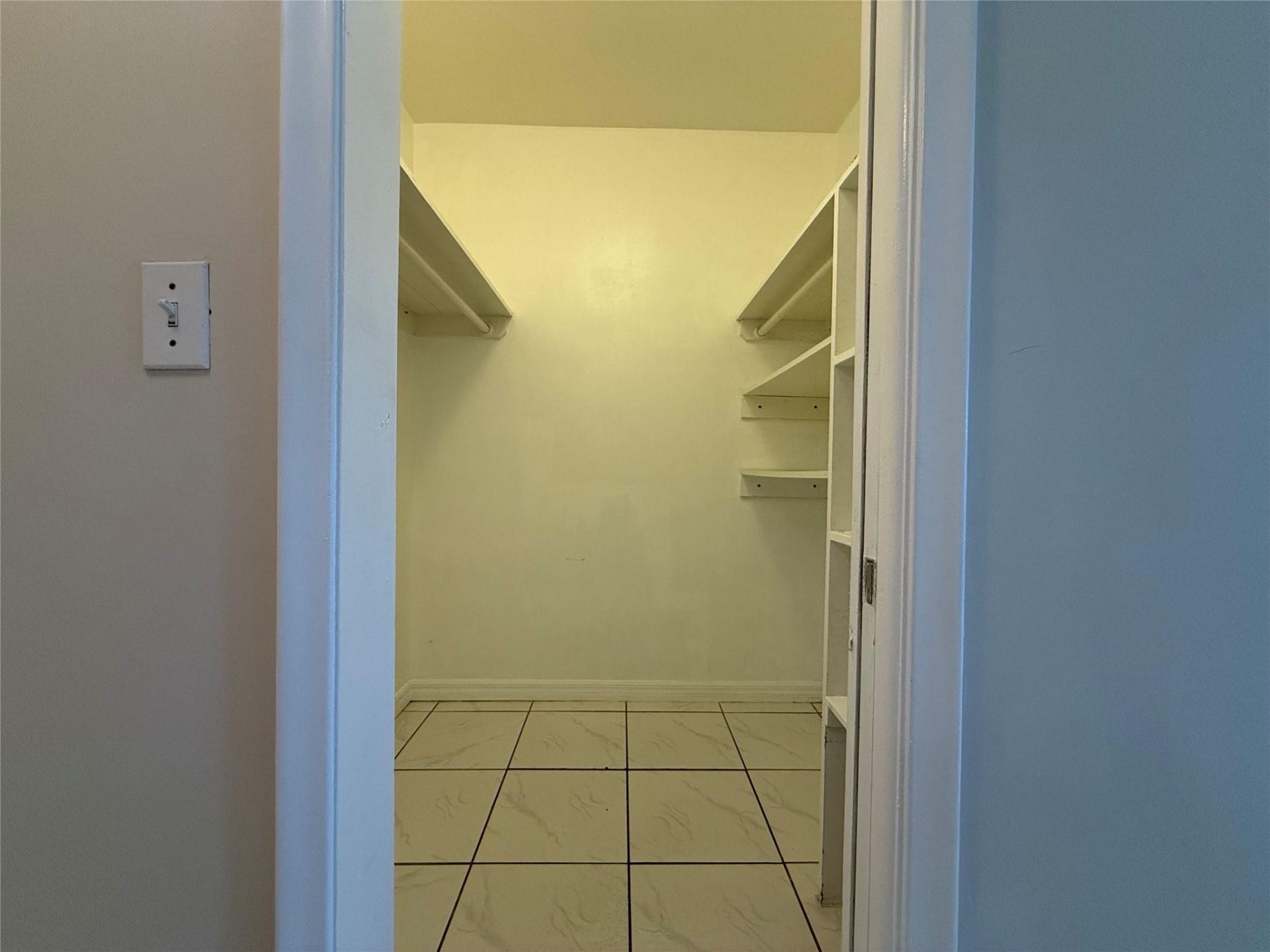 4928 Hollywood Boulevard, Unit 10, Hollywood, FL 33021 Photo