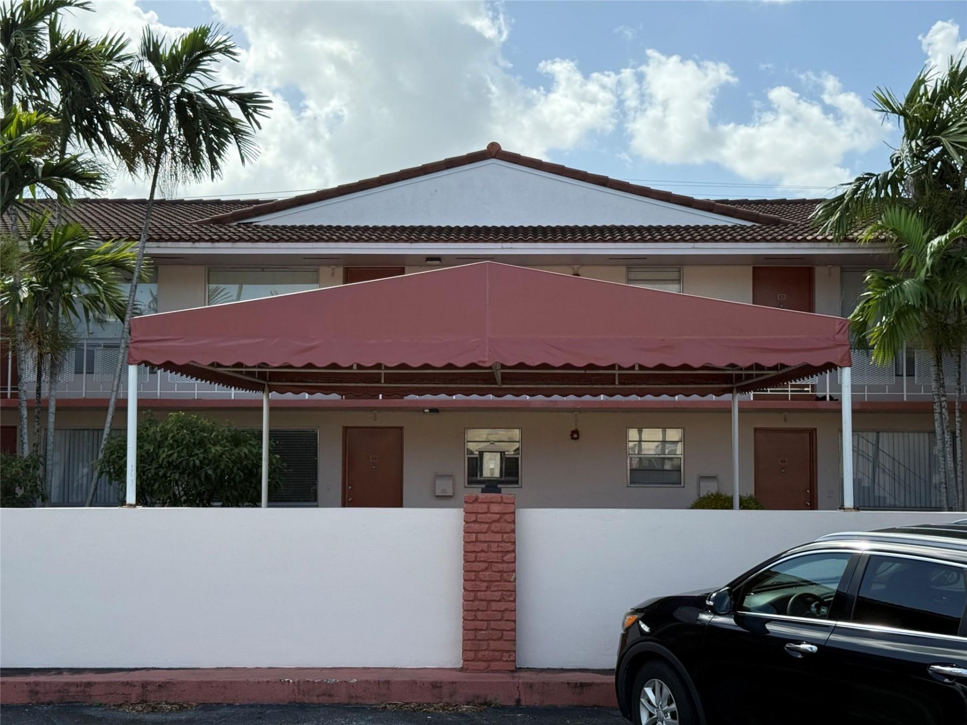 4928 Hollywood Boulevard, Unit 10, Hollywood, FL 33021 Photo