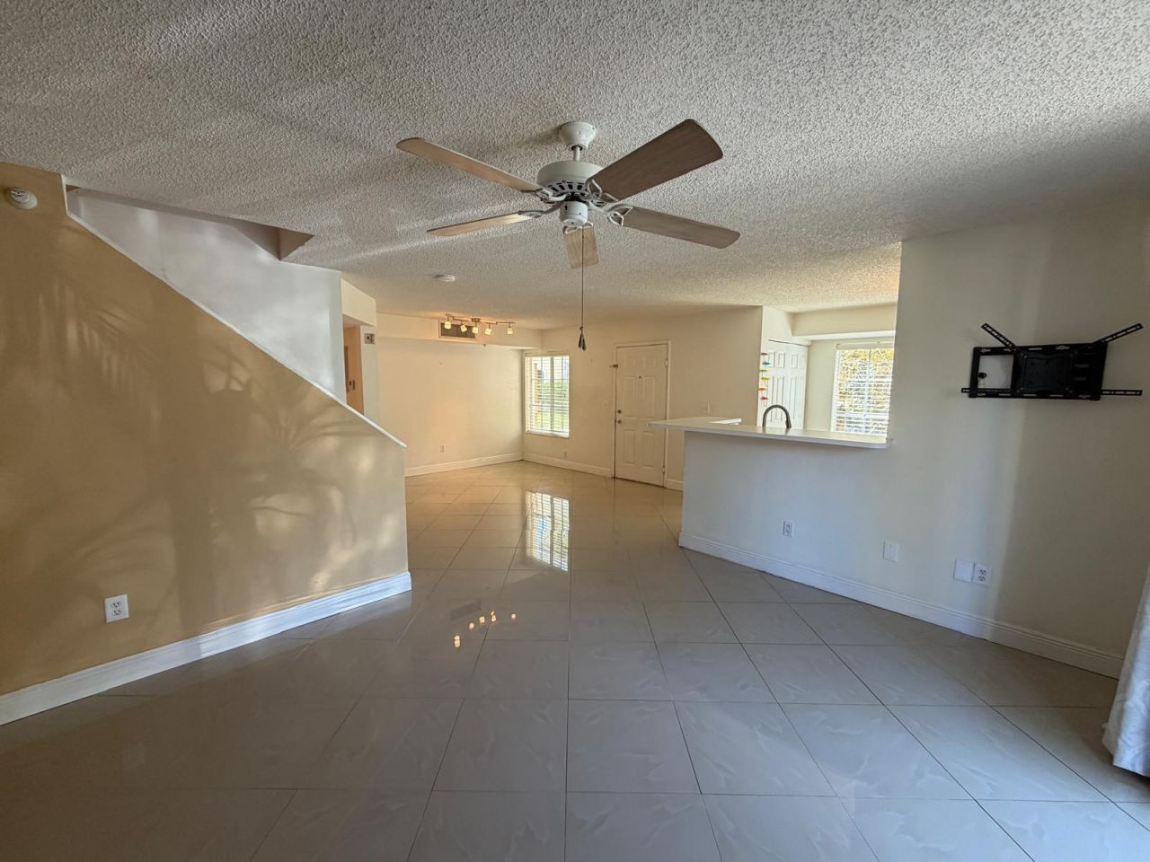 123 Yacht Club Way, Unit 111, Hypoluxo, FL 33462 Photo