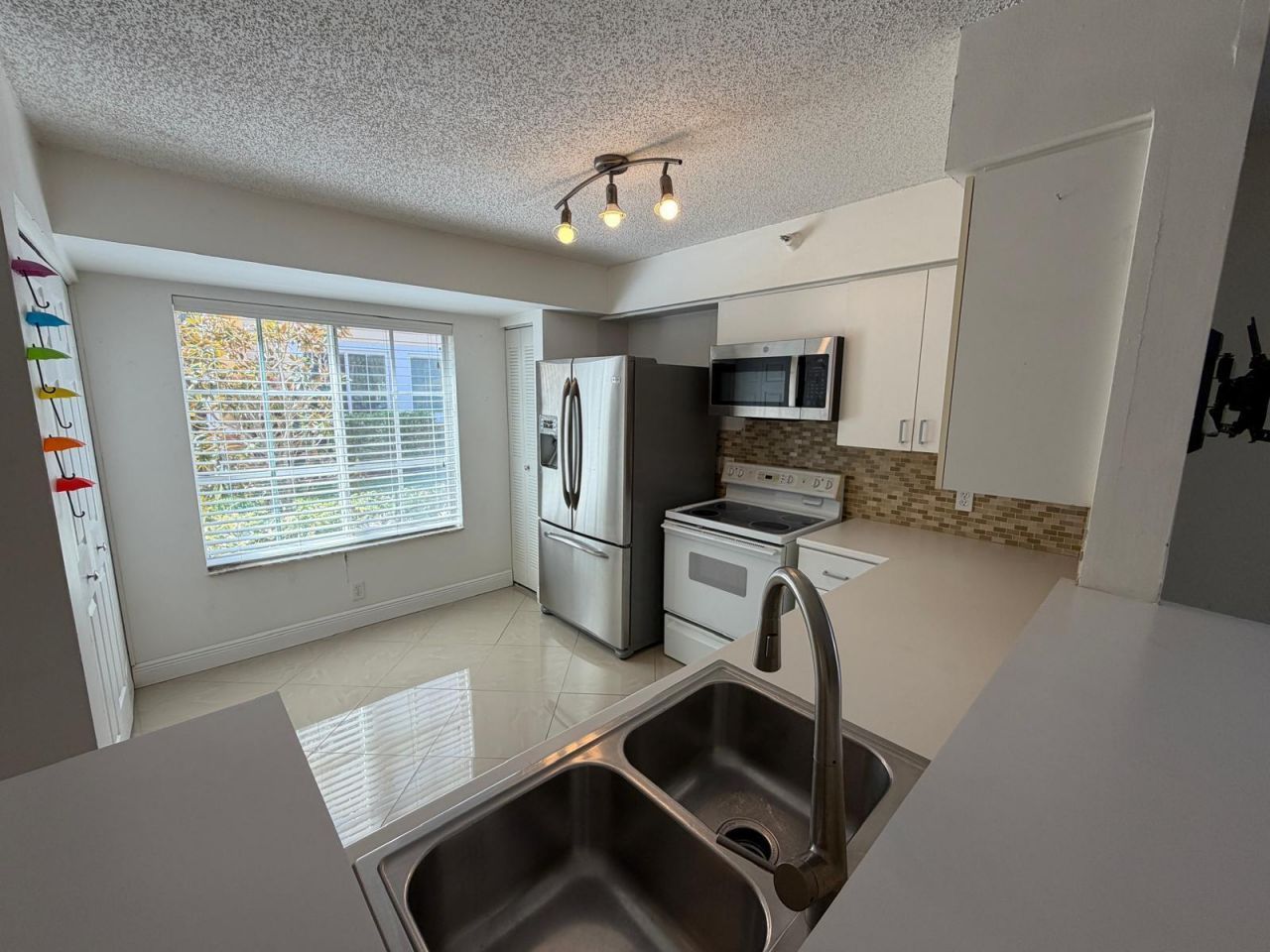123 Yacht Club Way, Unit 111, Hypoluxo, FL 33462 Photo
