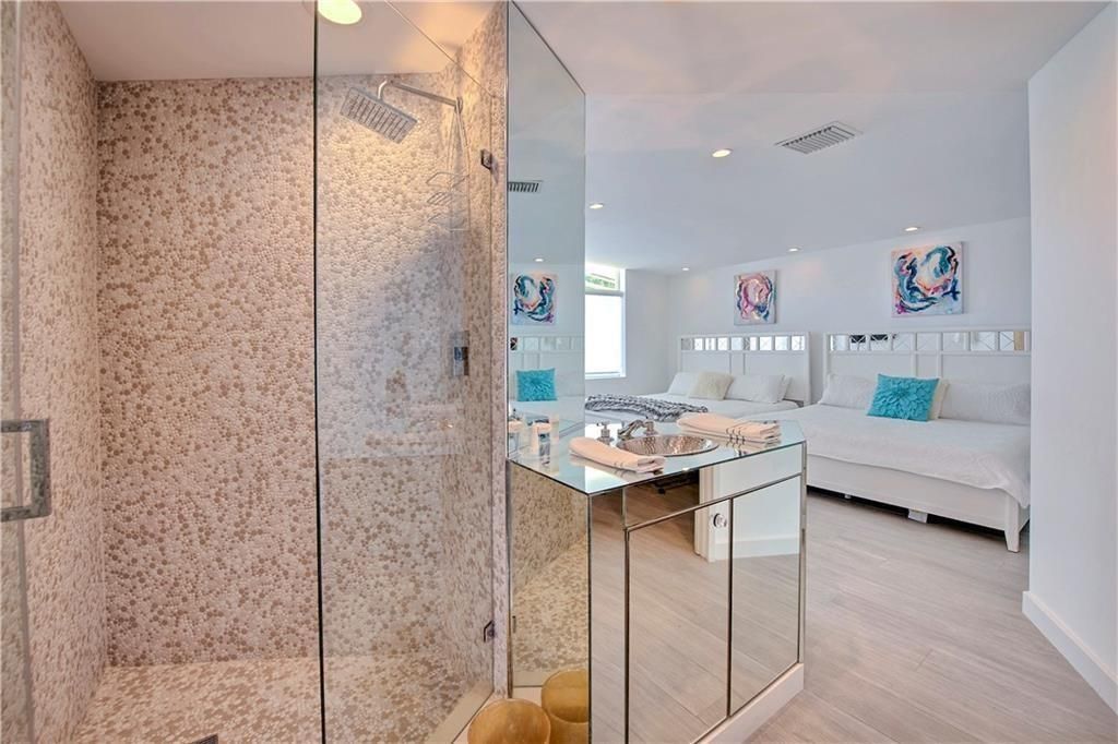 28 Pelican Drive, Fort Lauderdale, FL 33301 Photo
