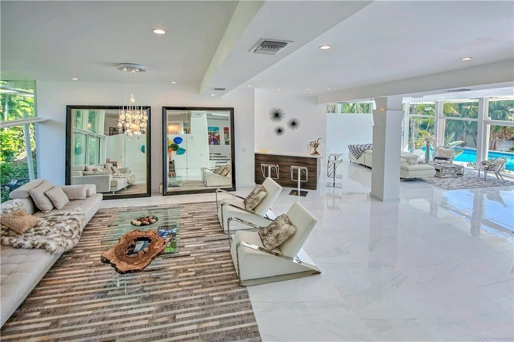 28 Pelican Drive, Fort Lauderdale, FL 33301 Photo