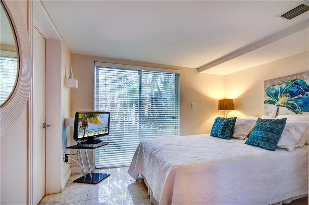 28 Pelican Drive, Fort Lauderdale, FL 33301 Photo
