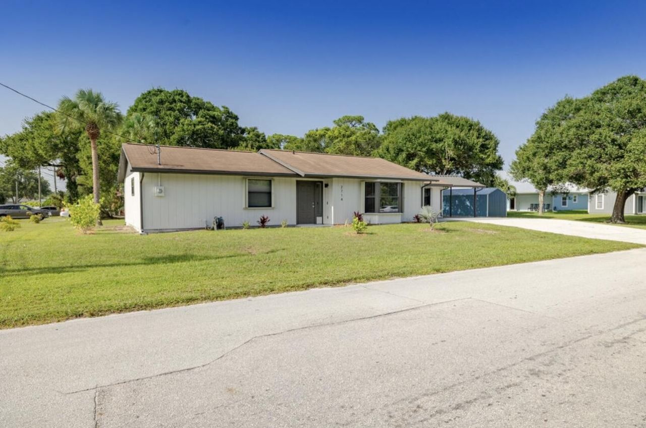 2714 Rhode Island Avenue, Fort Pierce, FL 34947 Photo