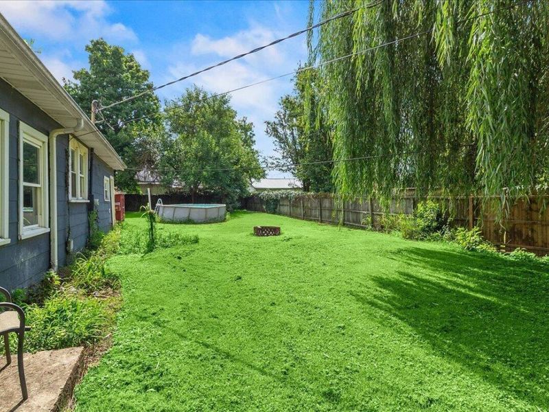 12066 Urbana Street, Middleburg, OH 43336 Photo 30