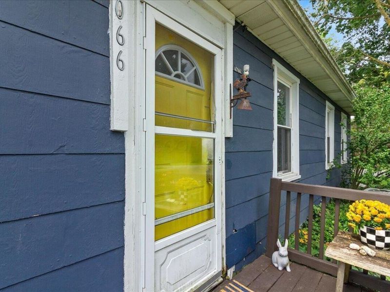 12066 Urbana Street, Middleburg, OH 43336 Photo 6