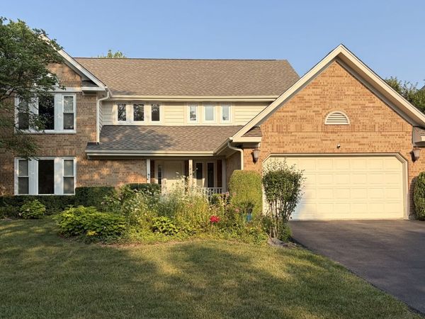 737 Joel Lane , Buffalo Grove, IL 60089