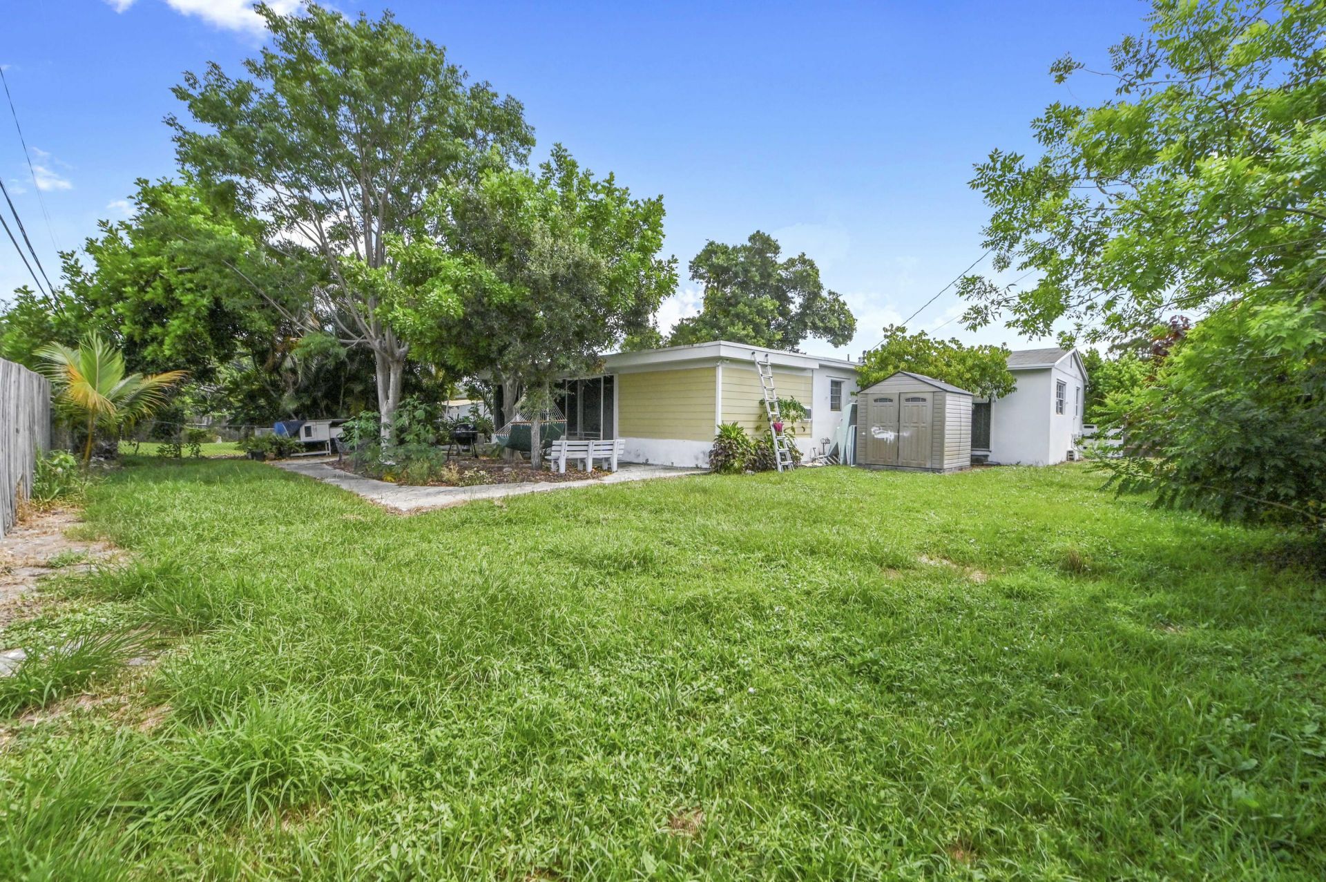 149 Cayman Drive, Palm Springs, FL 33461 Photo