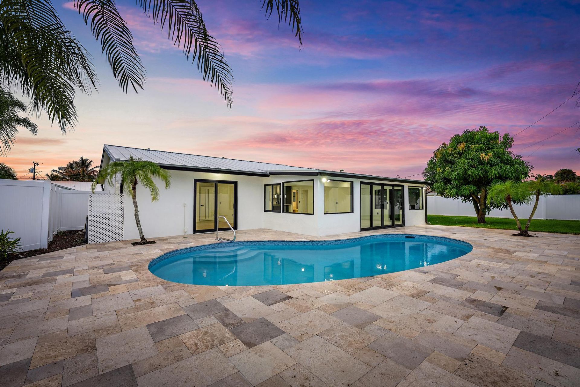 360 Saturn Avenue, Tequesta, FL 33469 Photo