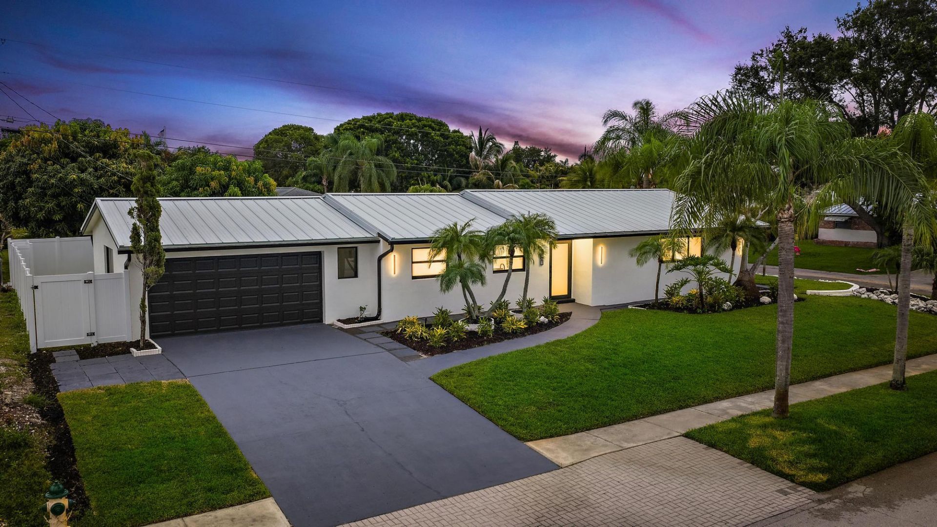 360 Saturn Avenue, Tequesta, FL 33469 Photo