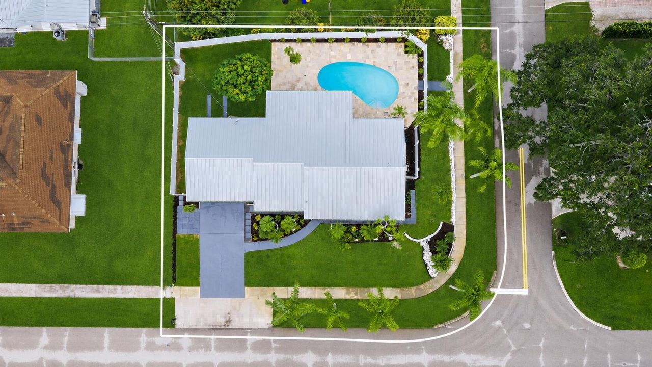 360 Saturn Avenue, Tequesta, FL 33469 Photo