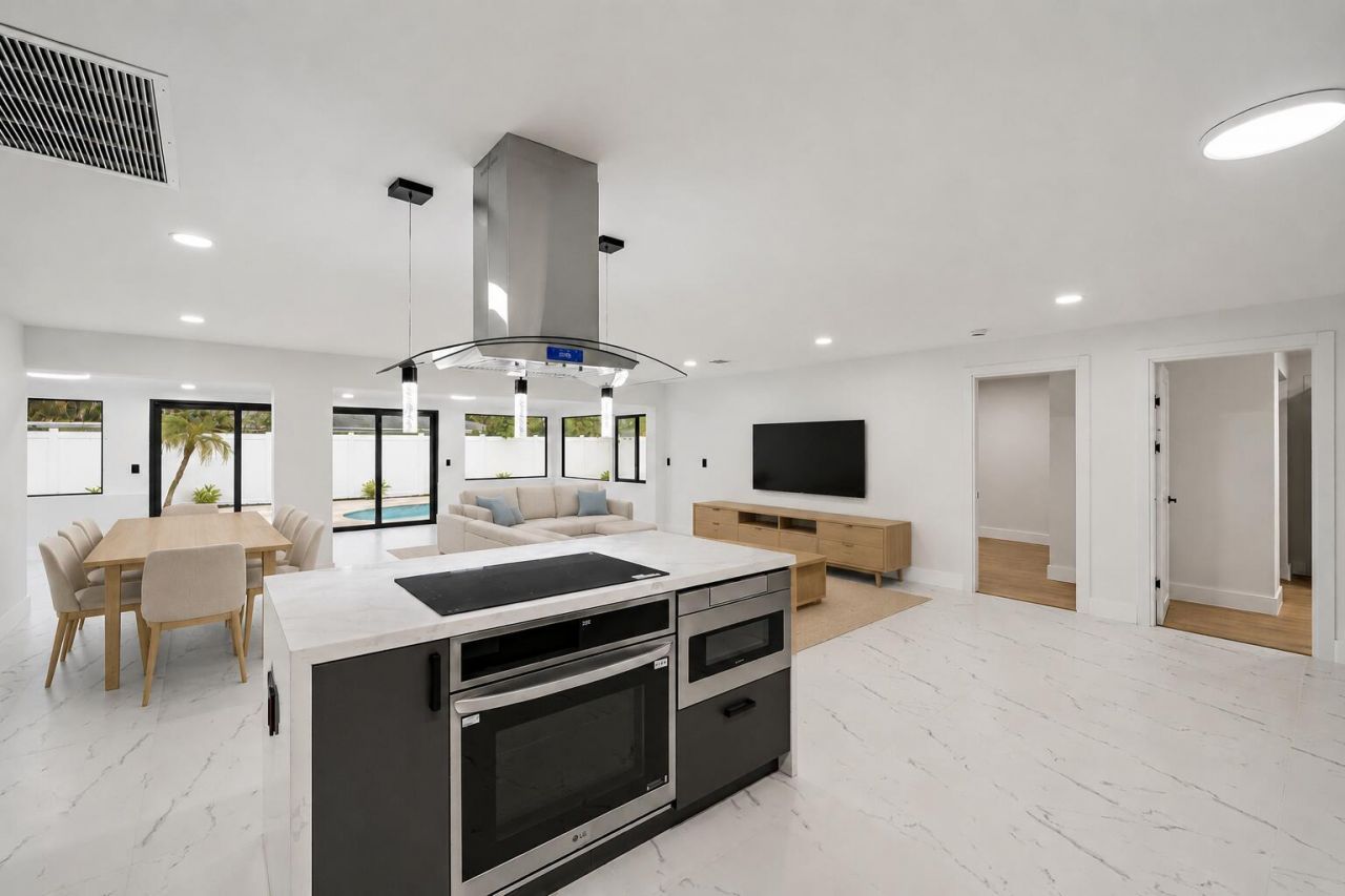 360 Saturn Avenue, Tequesta, FL 33469 Photo