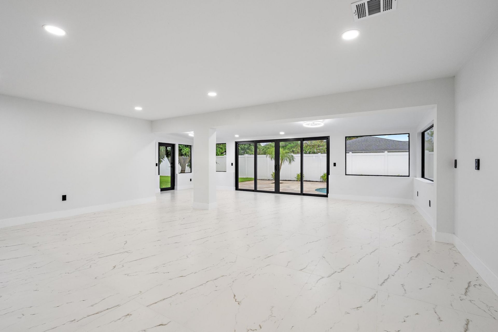 360 Saturn Avenue, Tequesta, FL 33469 Photo