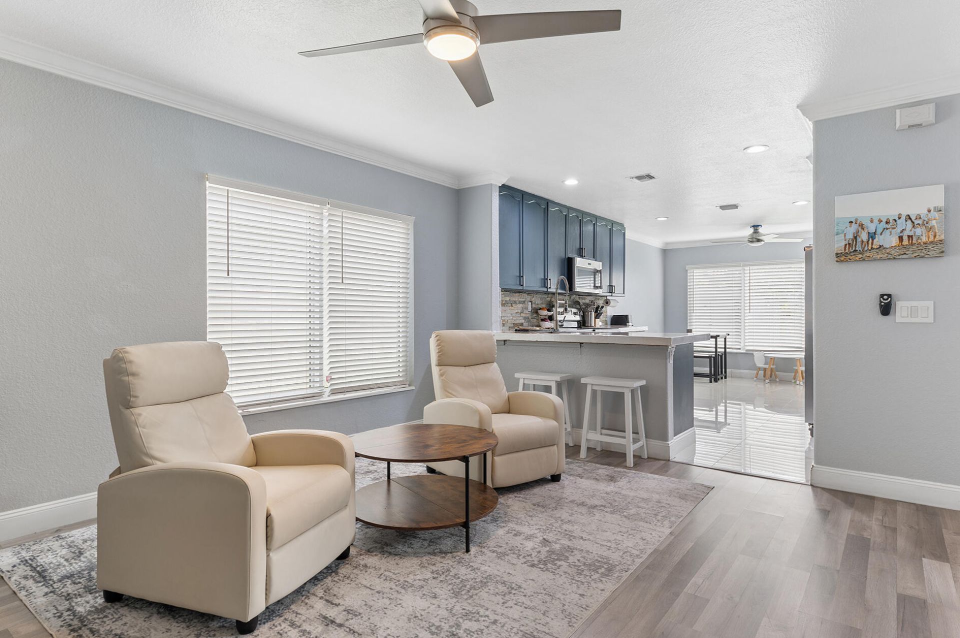 4176 Torres Circle, West Palm Beach, FL 33409 Photo