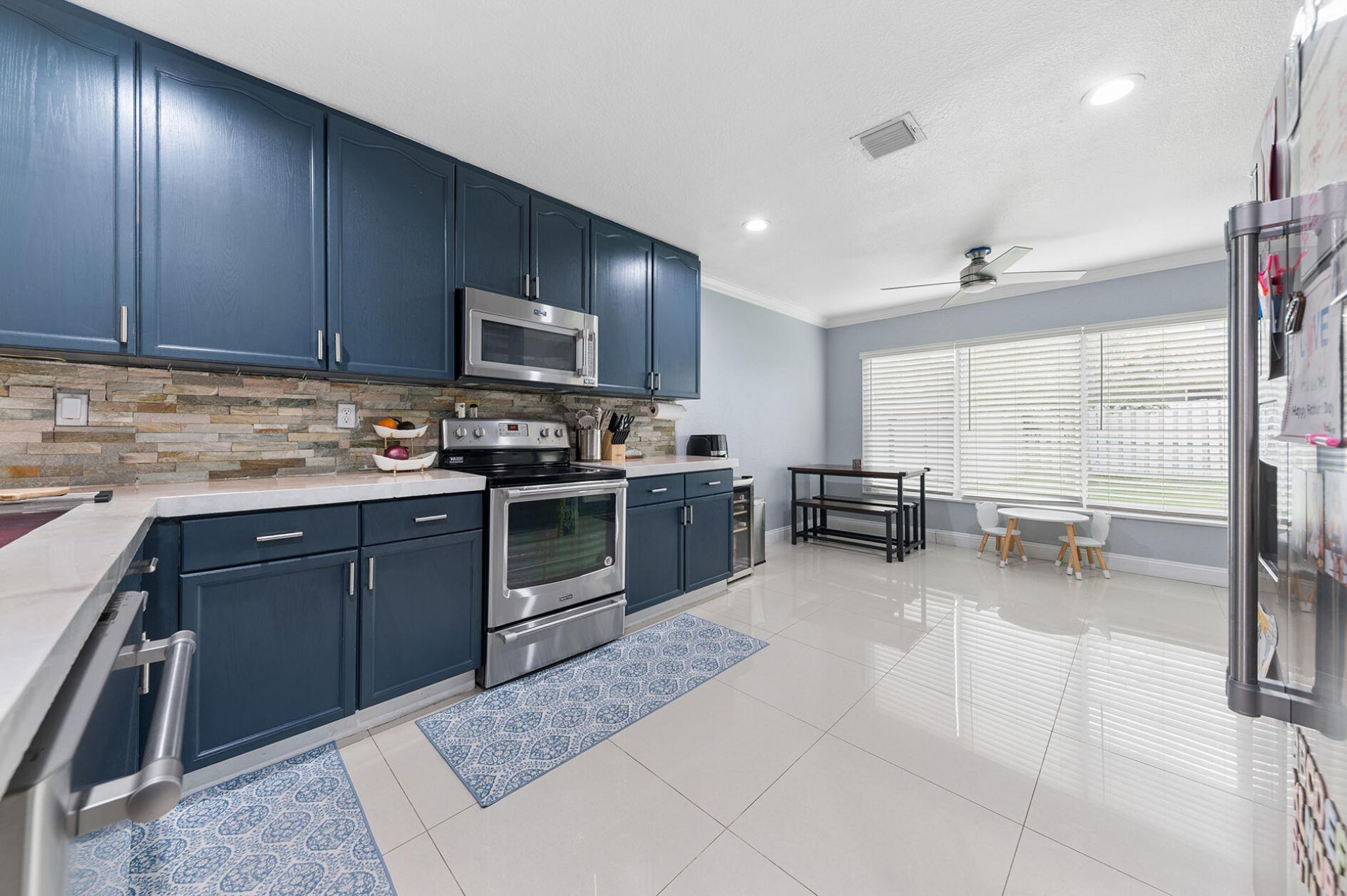 4176 Torres Circle, West Palm Beach, FL 33409 Photo