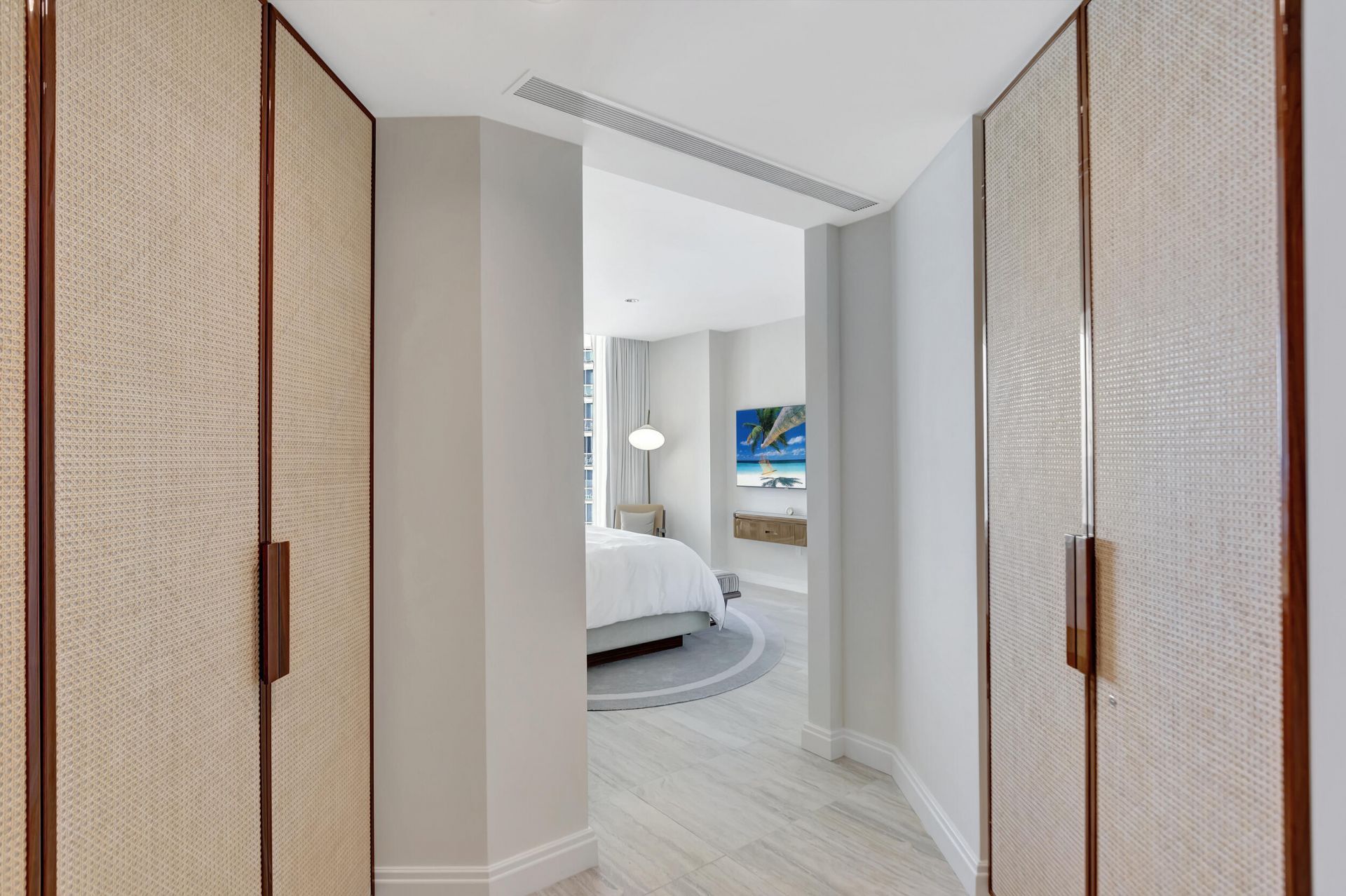 525 N Fort Lauderdale Beach Boulevard, Unit 1705, Fort Lauderdale, FL 33304 Photo