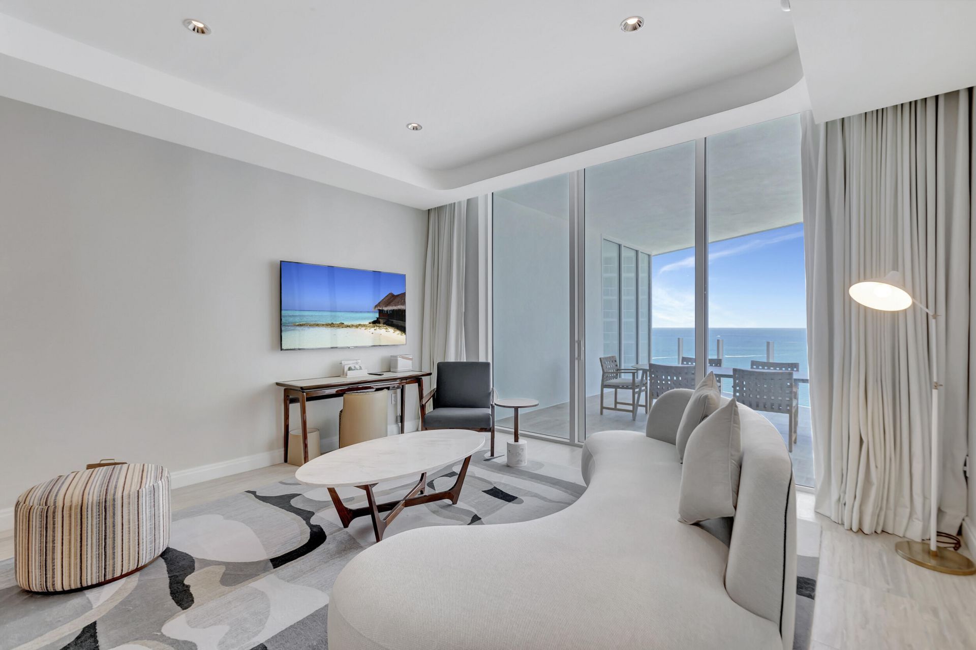 525 N Fort Lauderdale Beach Boulevard, Unit 1707, Fort Lauderdale, FL 33304 Photo