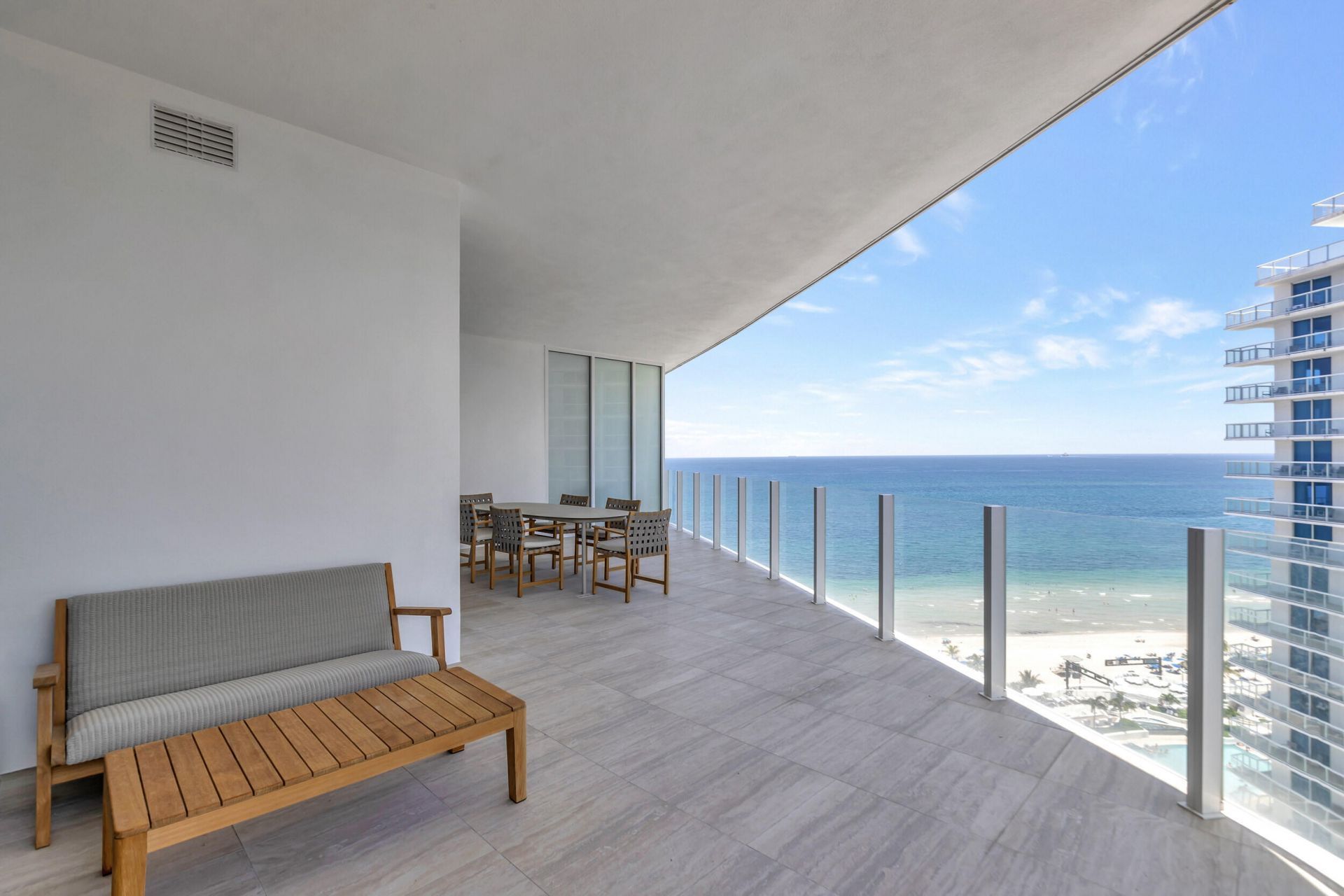 525 N Fort Lauderdale Beach Boulevard, Unit 1707, Fort Lauderdale, FL 33304 Photo