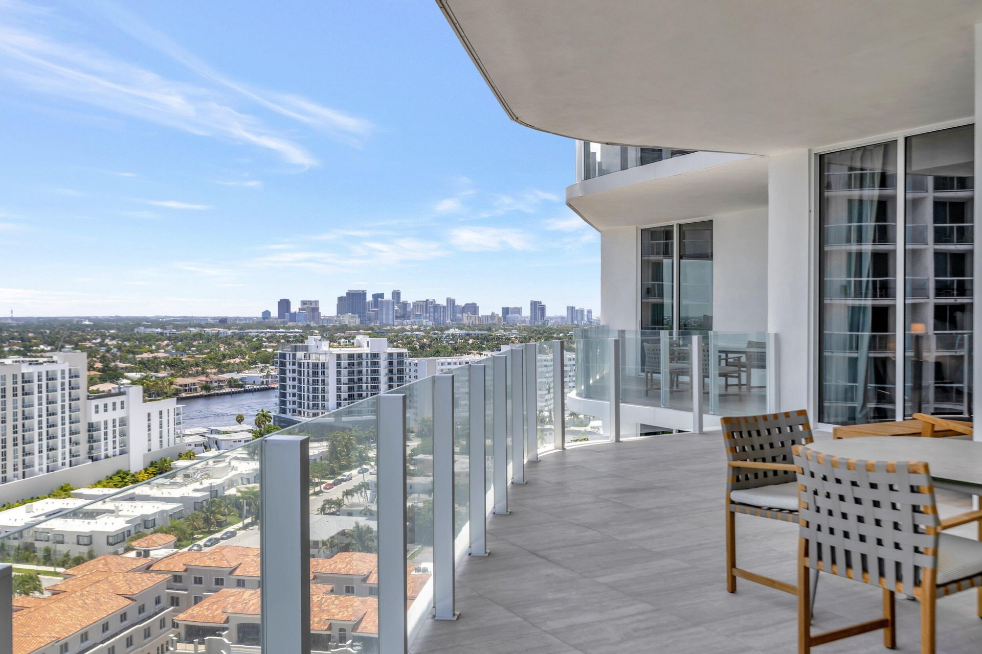 525 N Fort Lauderdale Beach Boulevard, Unit 1707, Fort Lauderdale, FL 33304 Photo