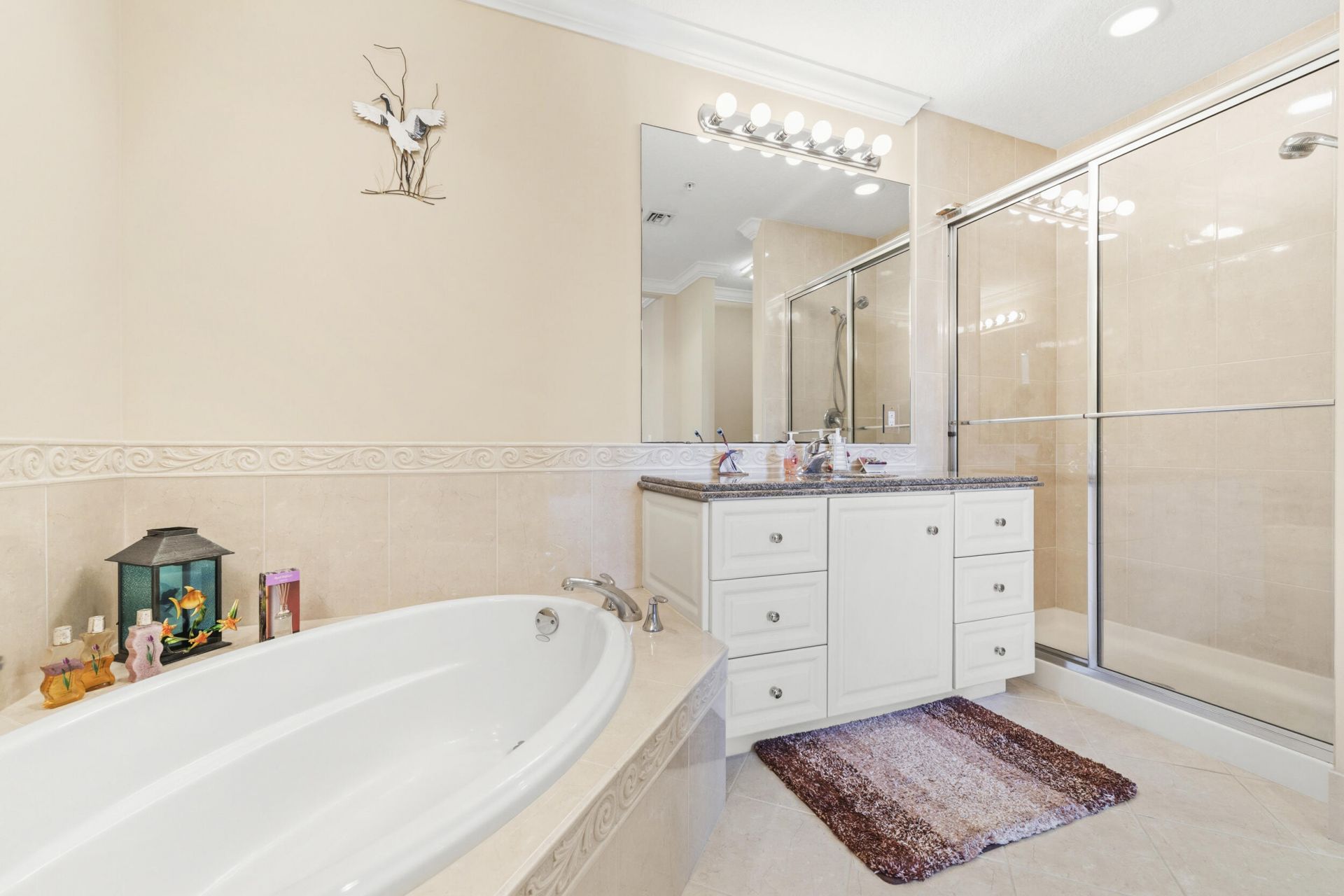 16 Harbour Isle Drive W, Unit 302, Fort Pierce, FL 34949 Photo